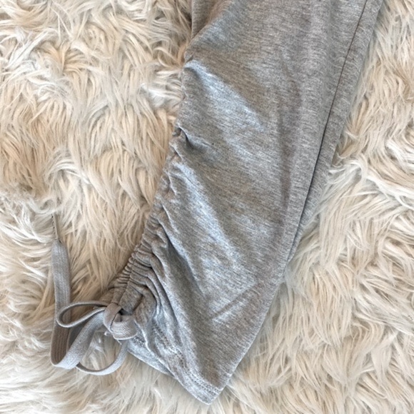 Bailey 44 Jennie Pants in Heather Gray - Picture 7 of 11